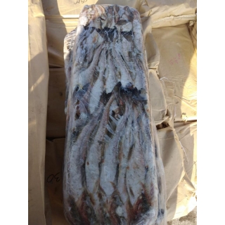Свежемороженый минтай неразделанный тушка 30-35 см купить оптом в Москве по ценам производителя