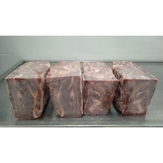 Замороженное мясо говядины ГОСТ 54704-2011 б/к (бескостной) купить оптом по ценам производителя