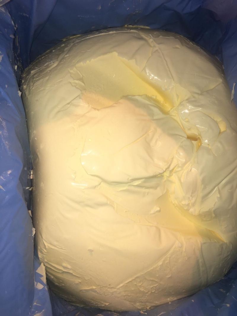 Замороженное сливочное масло 82,5% в блоках 25 кг от производителя Аргентина Remotti купить оптом