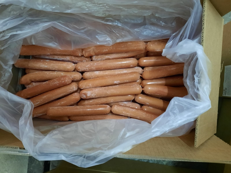 Замороженные сосиски «Нежные» подкопченные купить оптом недорого по цене производителя ООО «СКМ»